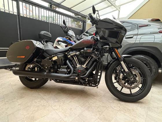 HARLEY-DAVIDSON LOW RIDER ST 